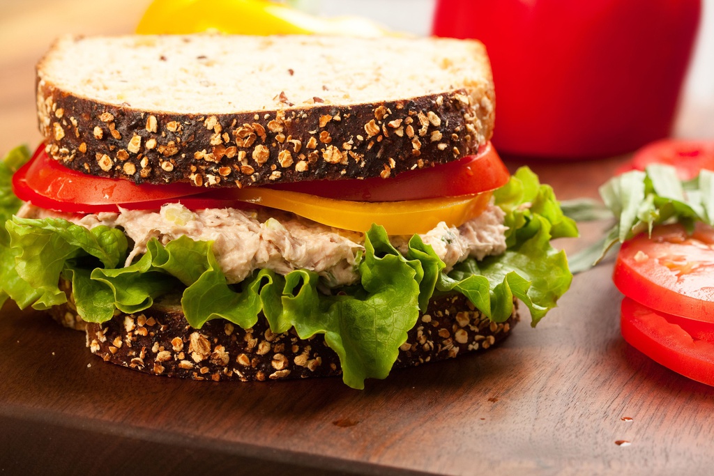 Tuna sandwich