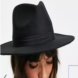 Chapeau