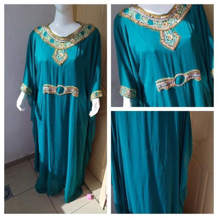chic robe
