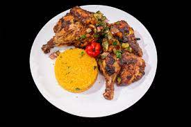 Poulet braisé + Attiéké