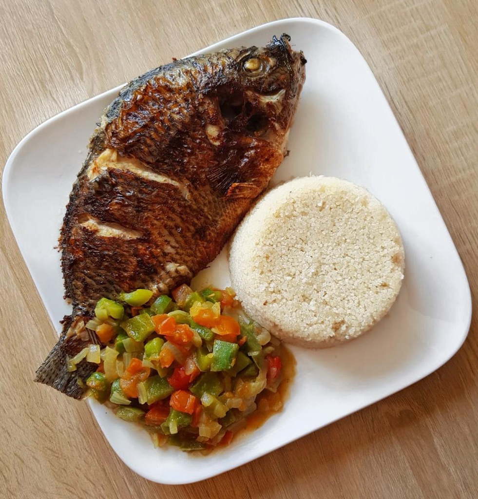 Poisson braisé + attiéké
