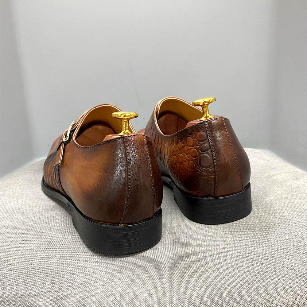 Chaussure en cuir de vache