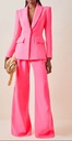 Ensemble tailleur pour femme.