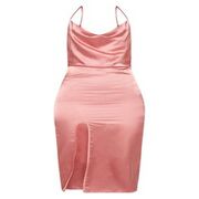 Robe en satin