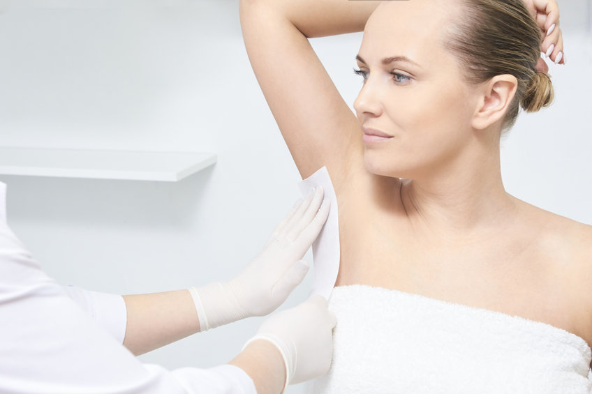 EPILATION AISSELLES A LA CIRE