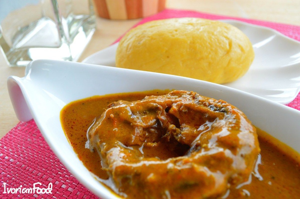 Sauce djoumblé ( poisson fumé)
